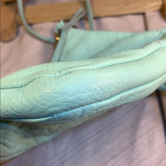 Fossil soft leather crossbody/shoulder bag zipped - Picture 6 of 14